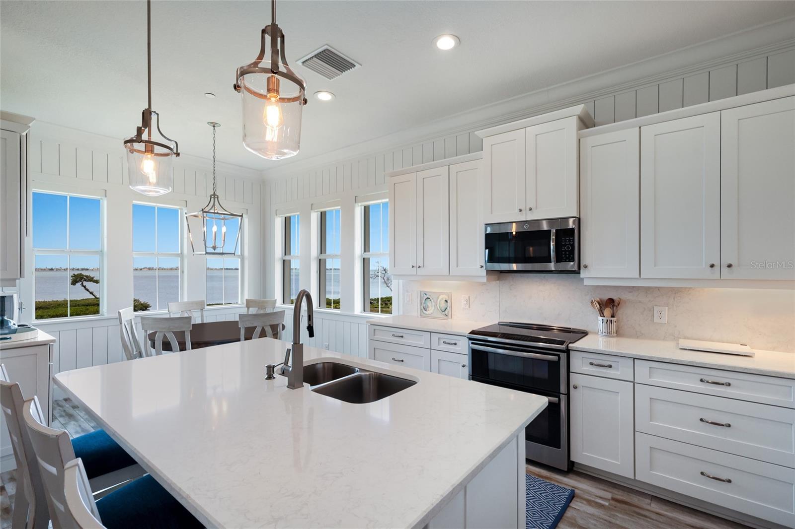 318 COMPASS POINT DR #202 — photo 13