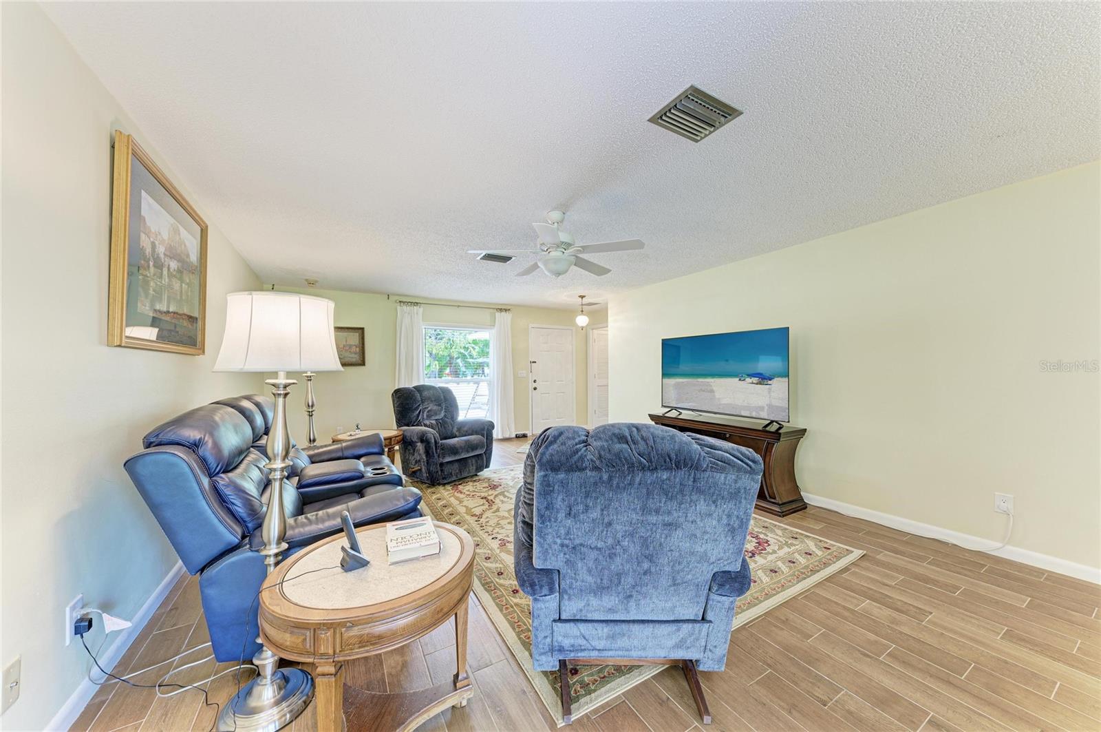 7160 FAIRWAY BEND CIR — photo 10