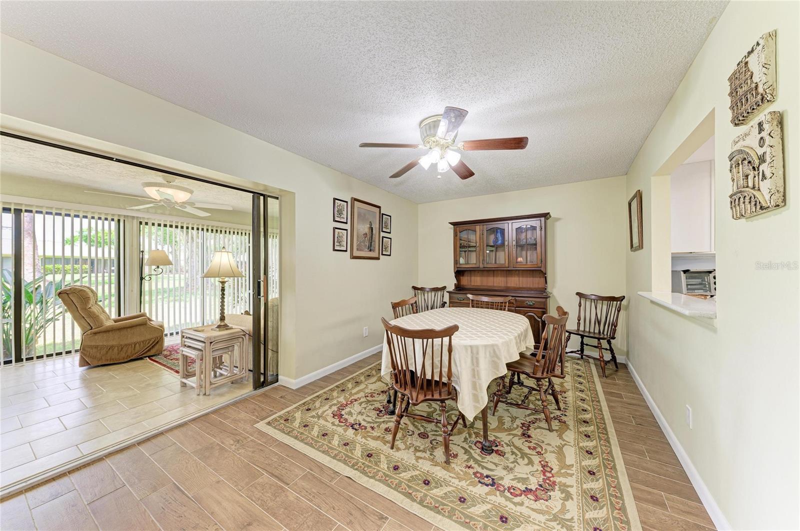 7160 FAIRWAY BEND CIR — photo 15