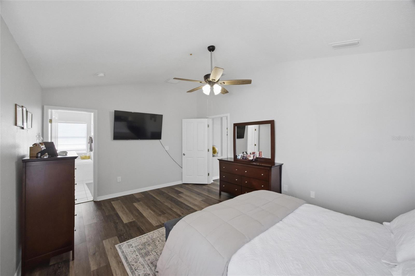 24927 PORTOFINO DR — photo 19
