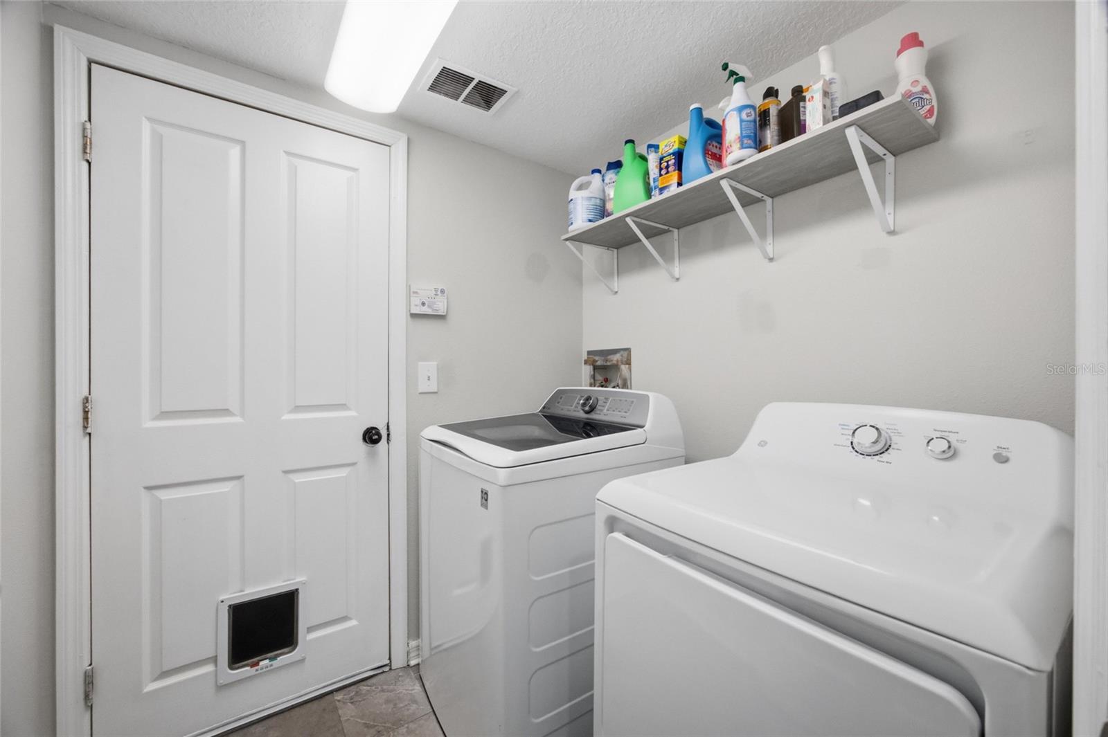 24927 PORTOFINO DR — photo 32