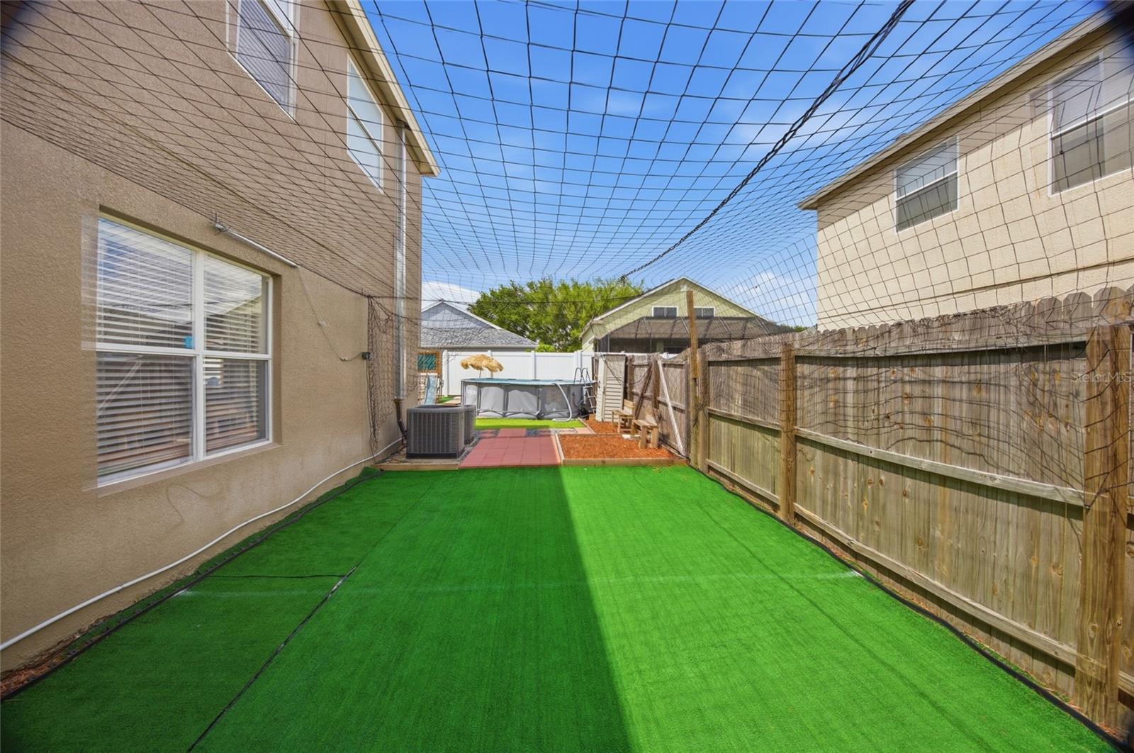 24927 PORTOFINO DR — photo 38