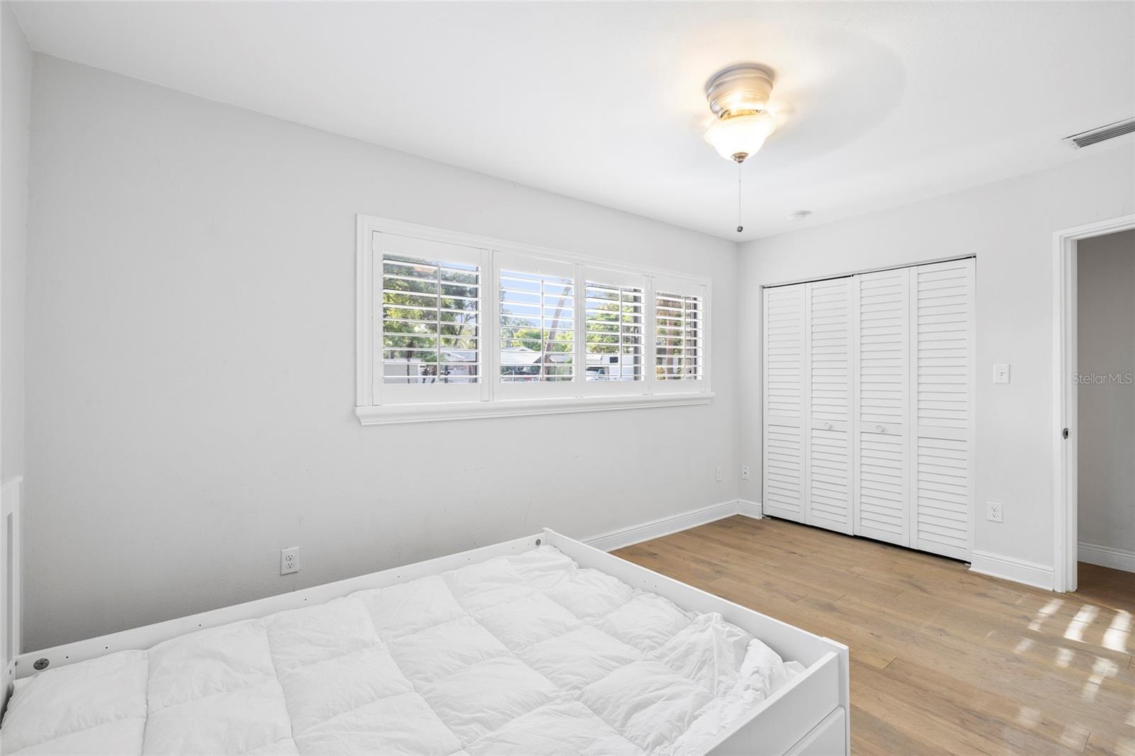 4303 S CAMERON AVE — photo 26