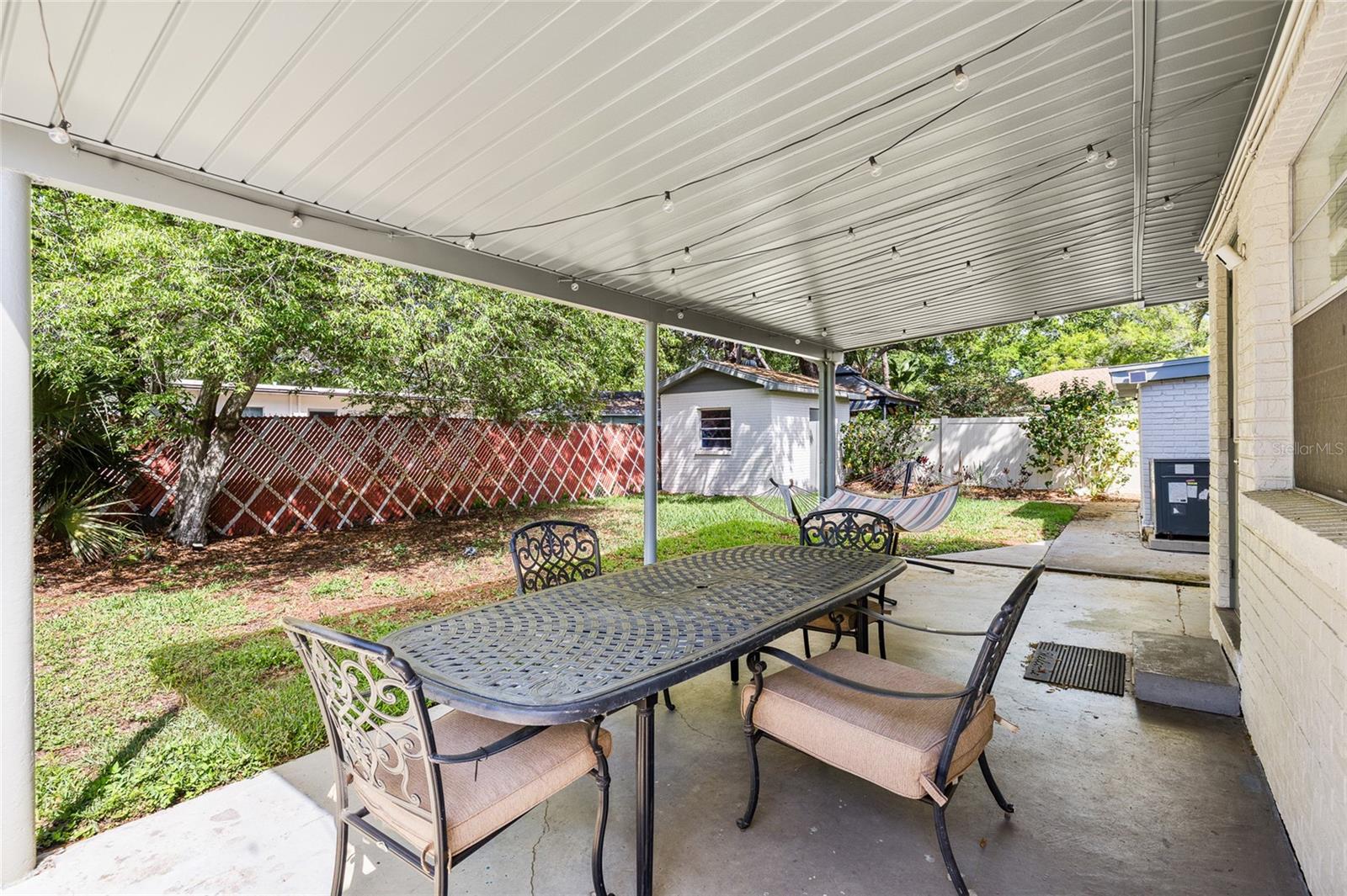 4303 S CAMERON AVE — photo 34