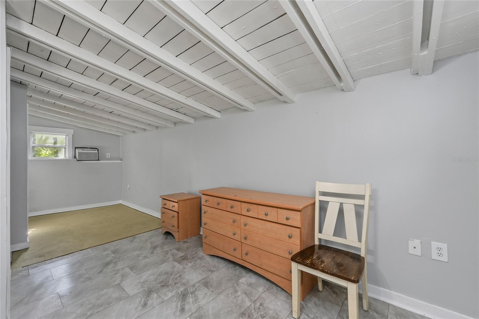 619 BEVERLY AVE — photo 10