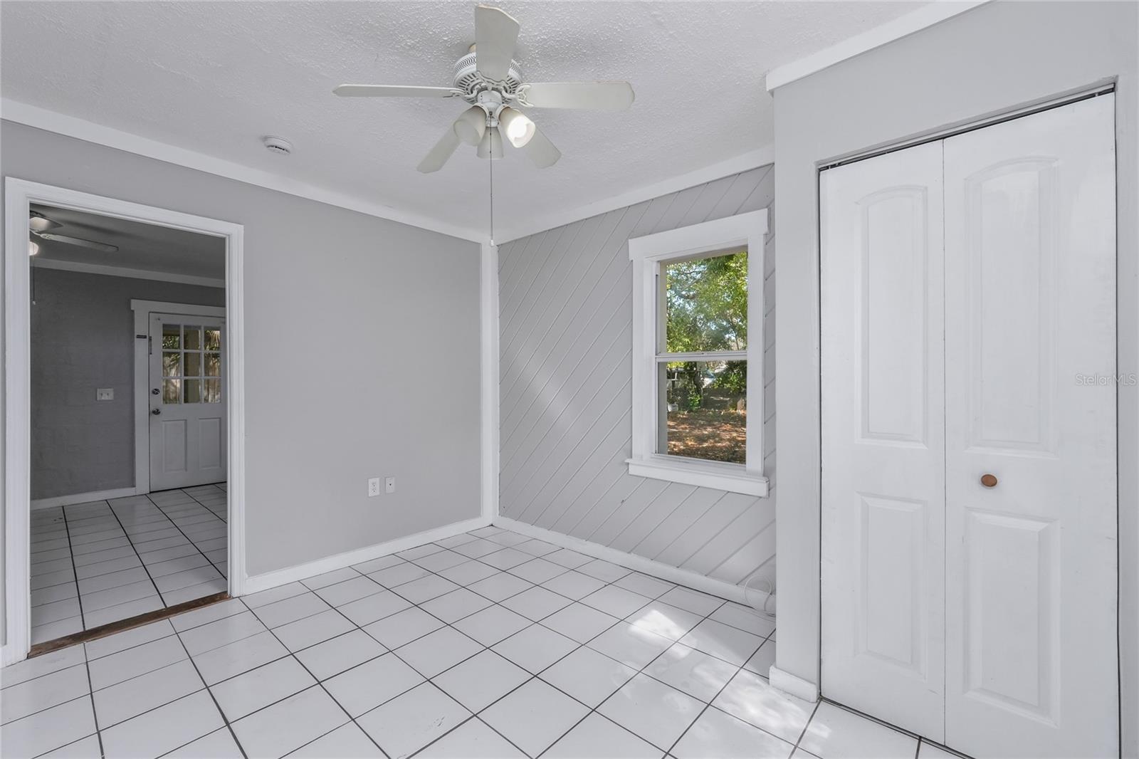 619 BEVERLY AVE — photo 18