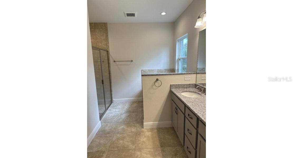 5519 BAKER RD — photo 8