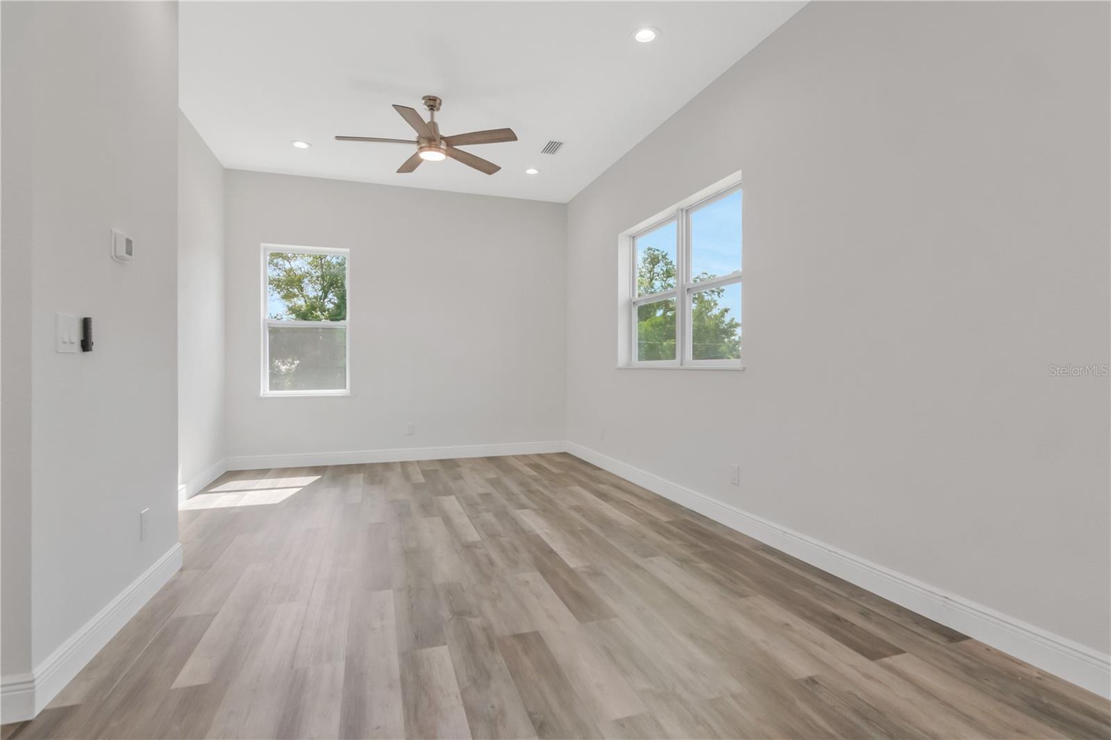 1702 E ANNONA AVE — photo 34