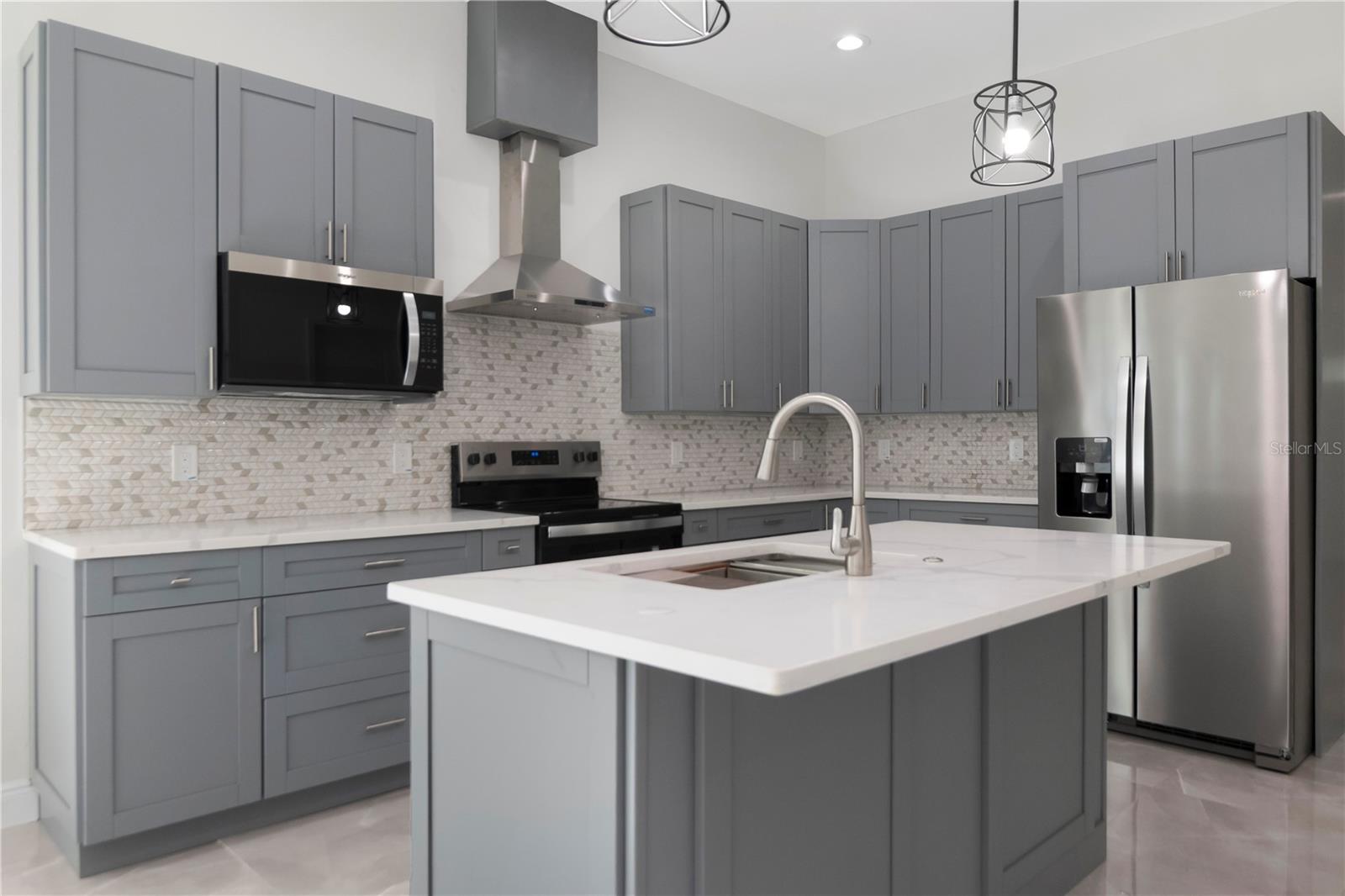 1702 E ANNONA AVE — photo 9