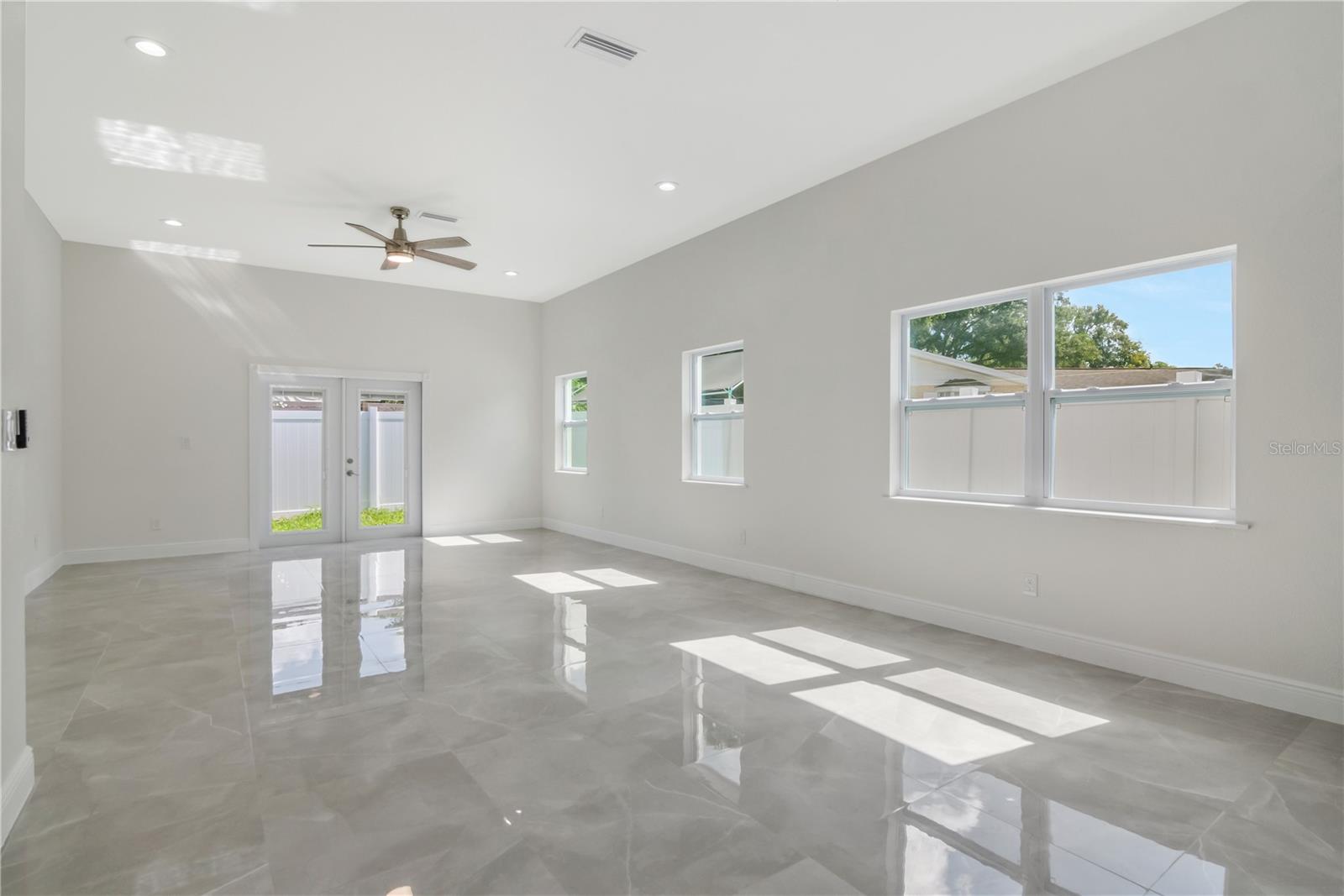 1702 E ANNONA AVE — photo 16
