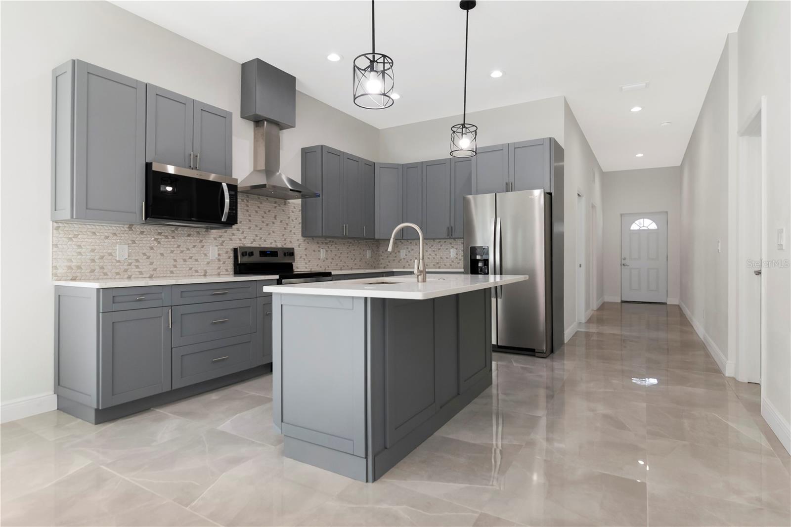 1702 E ANNONA AVE — photo 8