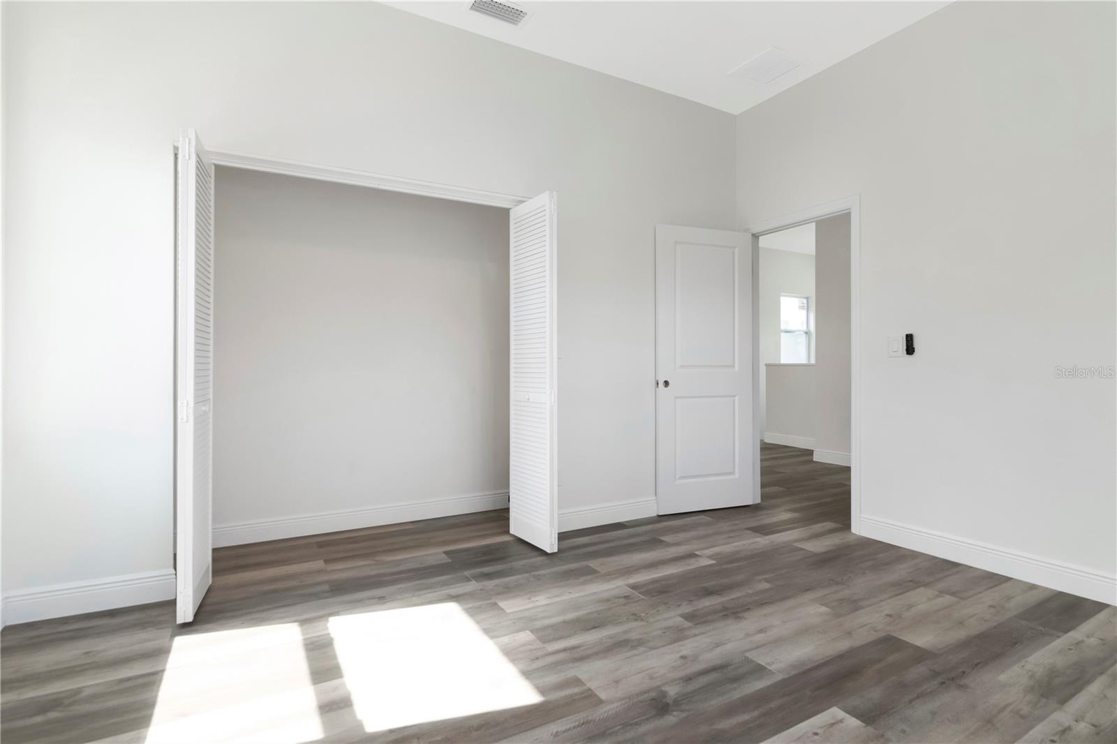 1702 E ANNONA AVE — photo 32