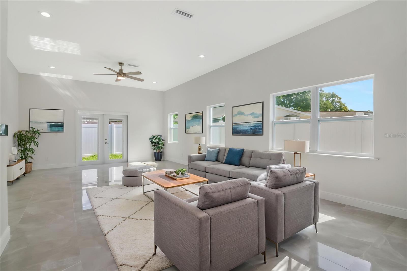 1702 E ANNONA AVE — photo 14