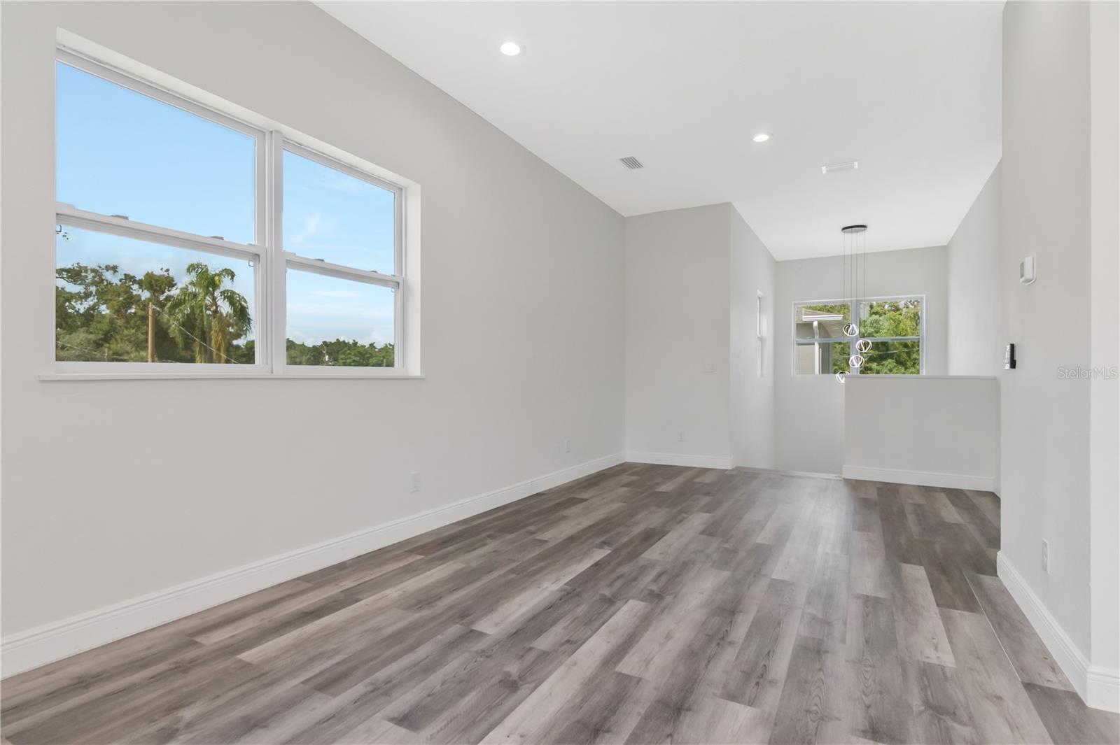 1702 E ANNONA AVE — photo 35