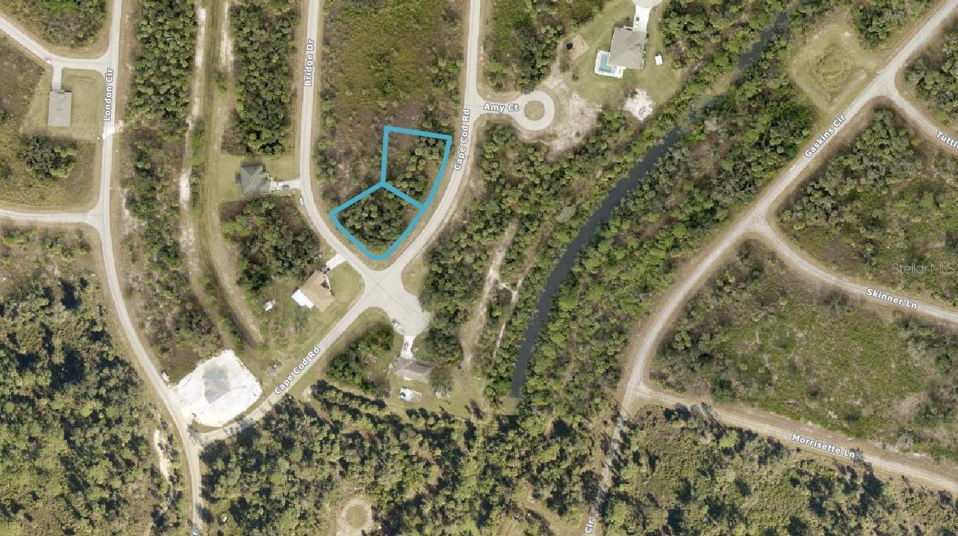 1148203707 & 1148203708 CAPE COD RD — photo 2