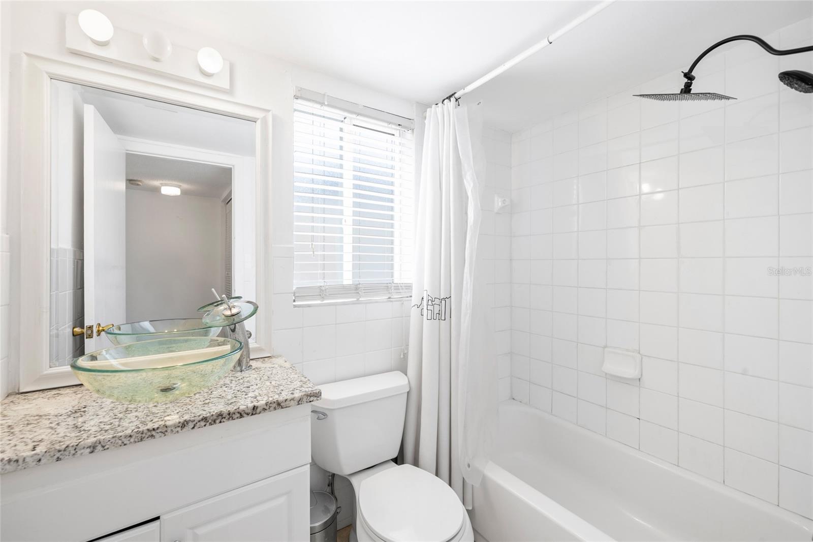 3206 W AZEELE ST #227 — photo 15