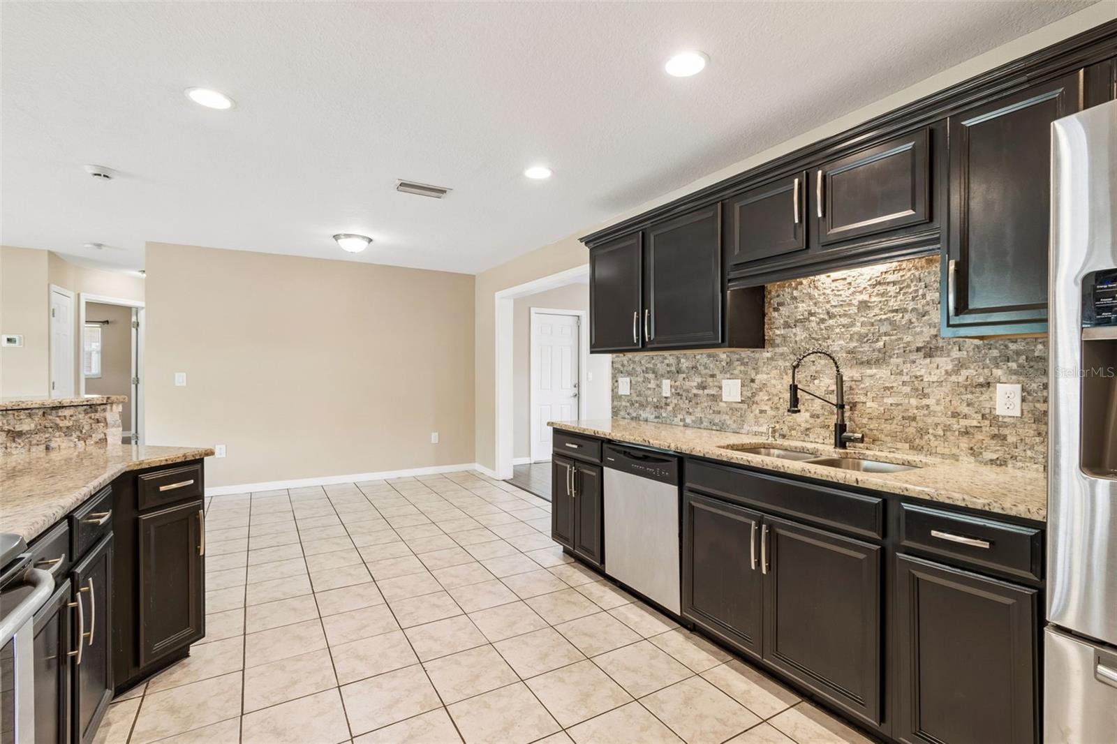 4018 PRADO DR — photo 18