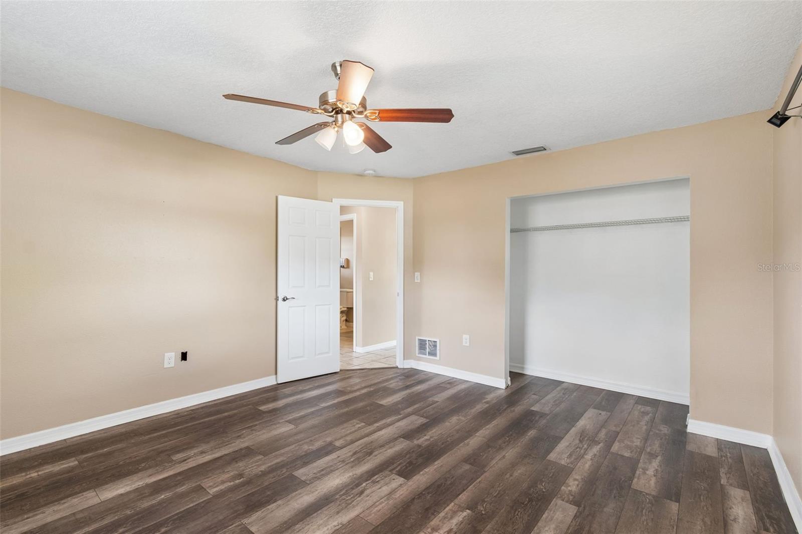 4018 PRADO DR — photo 44