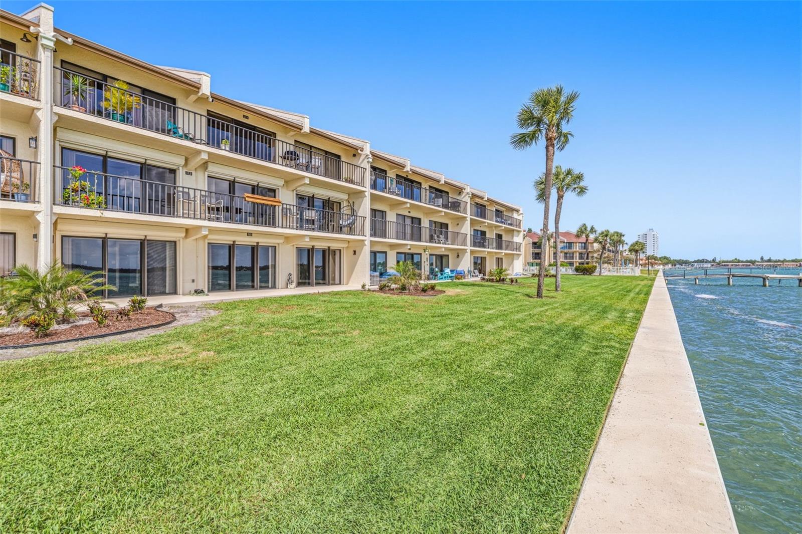 7520 SUNSHINE SKYWAY LN S #T22 — photo 40