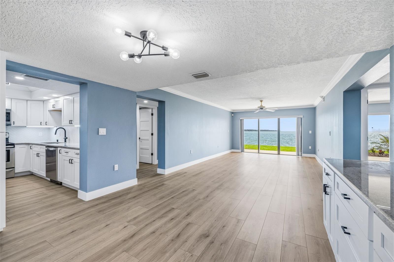 7520 SUNSHINE SKYWAY LN S #T22 — photo 20