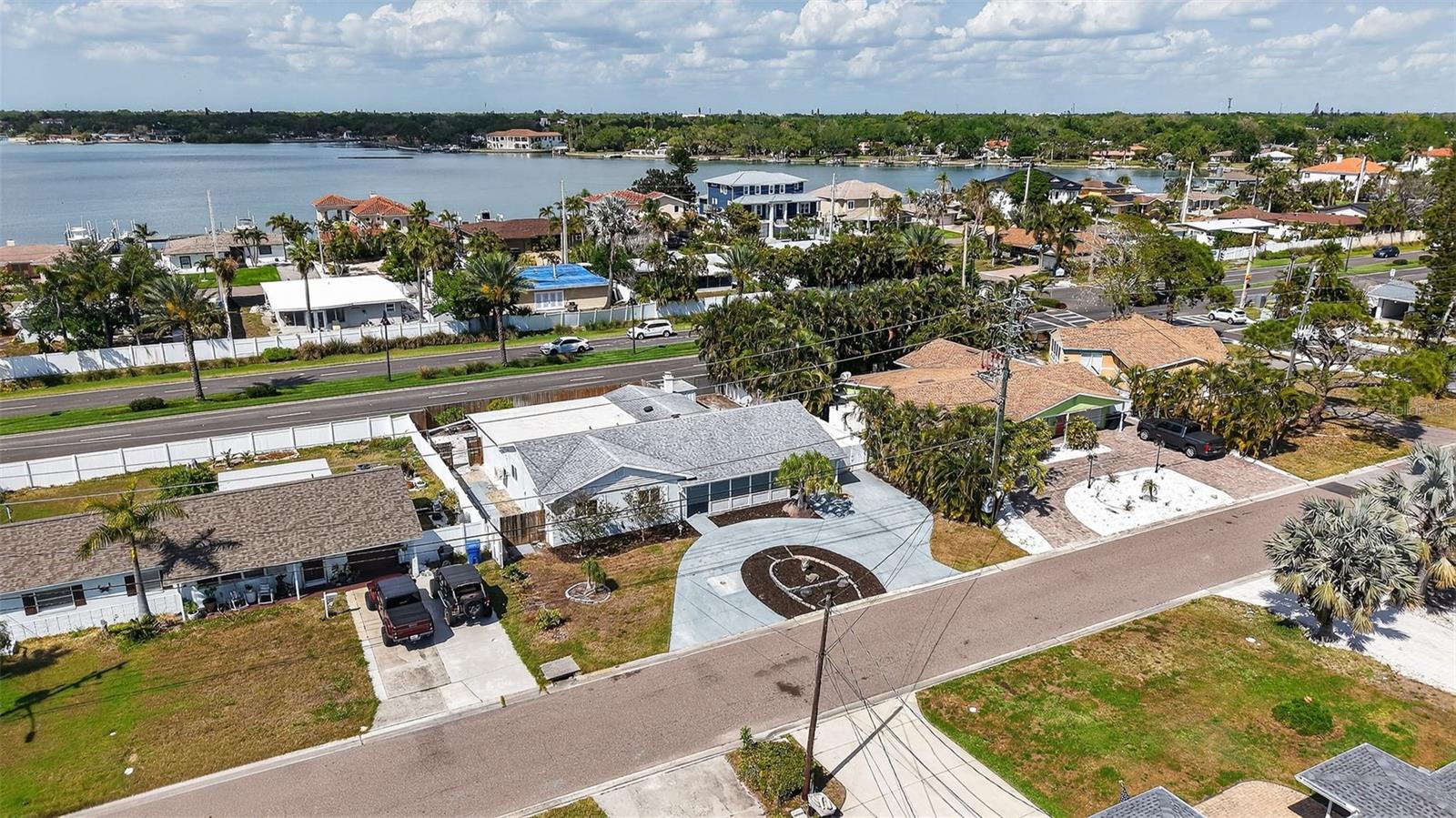 7919 CAUSEWAY BLVD S — photo 56