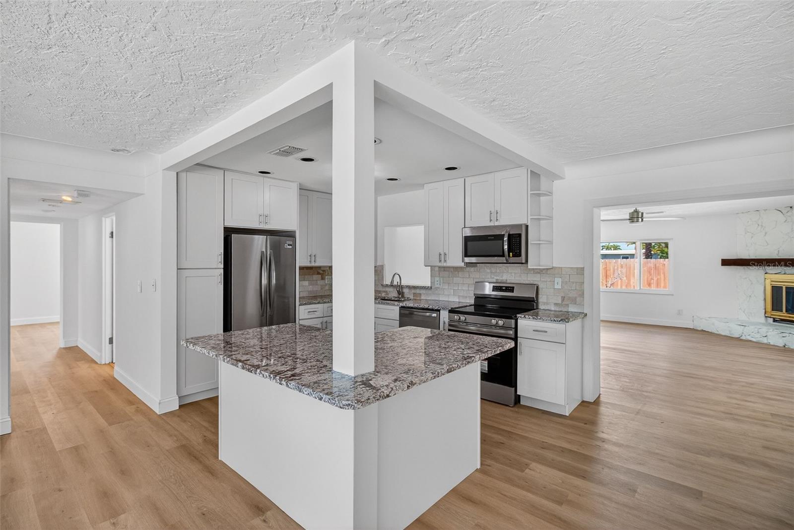 7919 CAUSEWAY BLVD S — photo 26