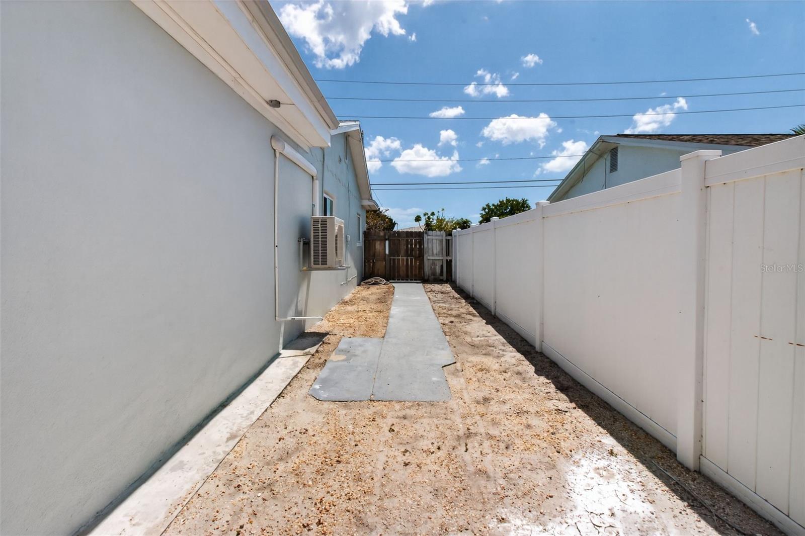 7919 CAUSEWAY BLVD S — photo 53