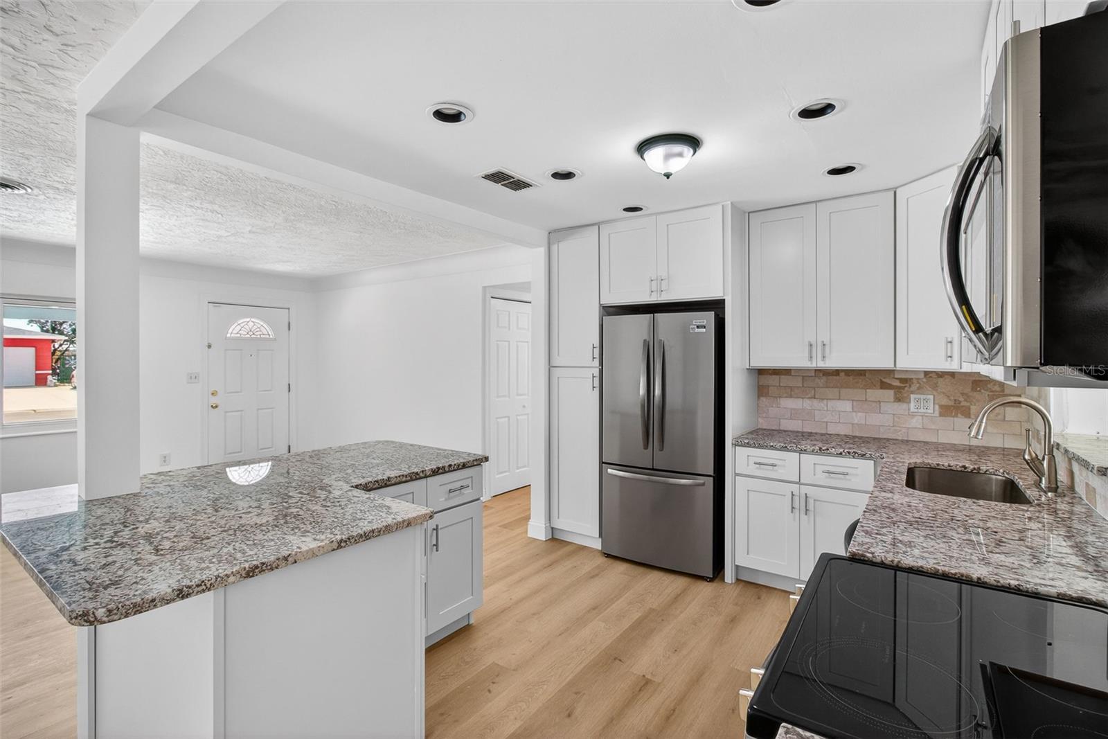 7919 CAUSEWAY BLVD S — photo 30