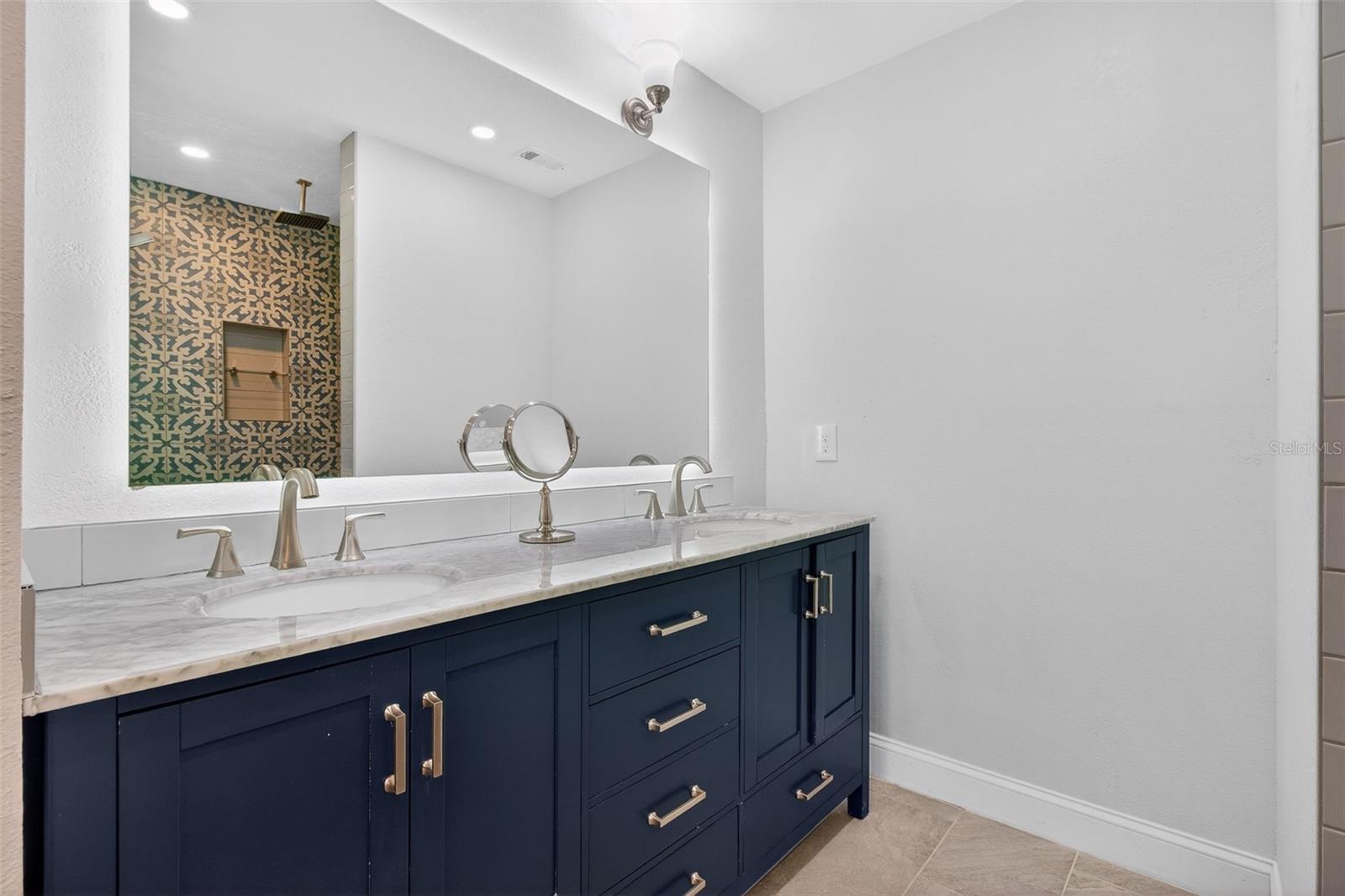 7919 CAUSEWAY BLVD S — photo 14