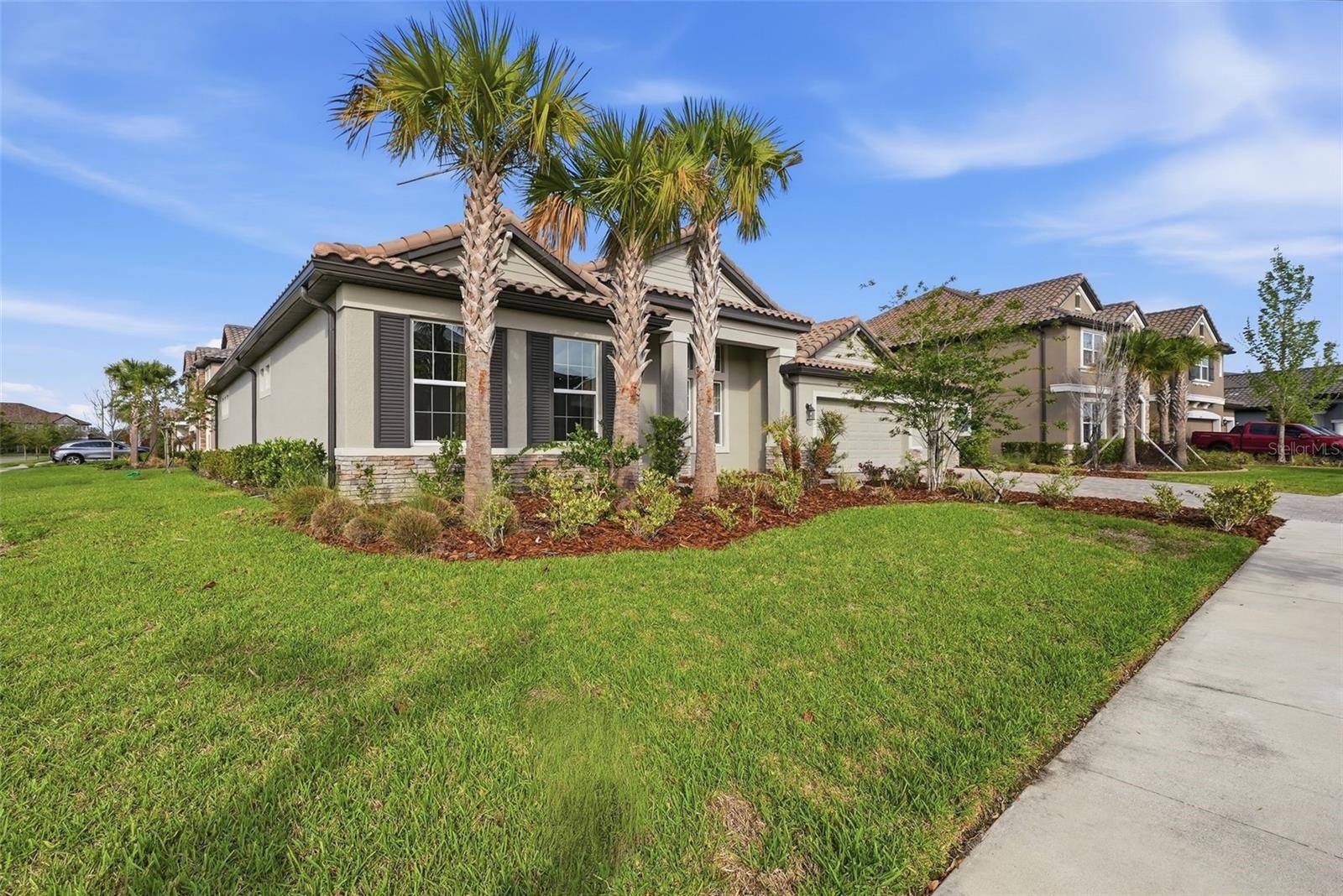 7073 GRAYBROOK DR — photo 45