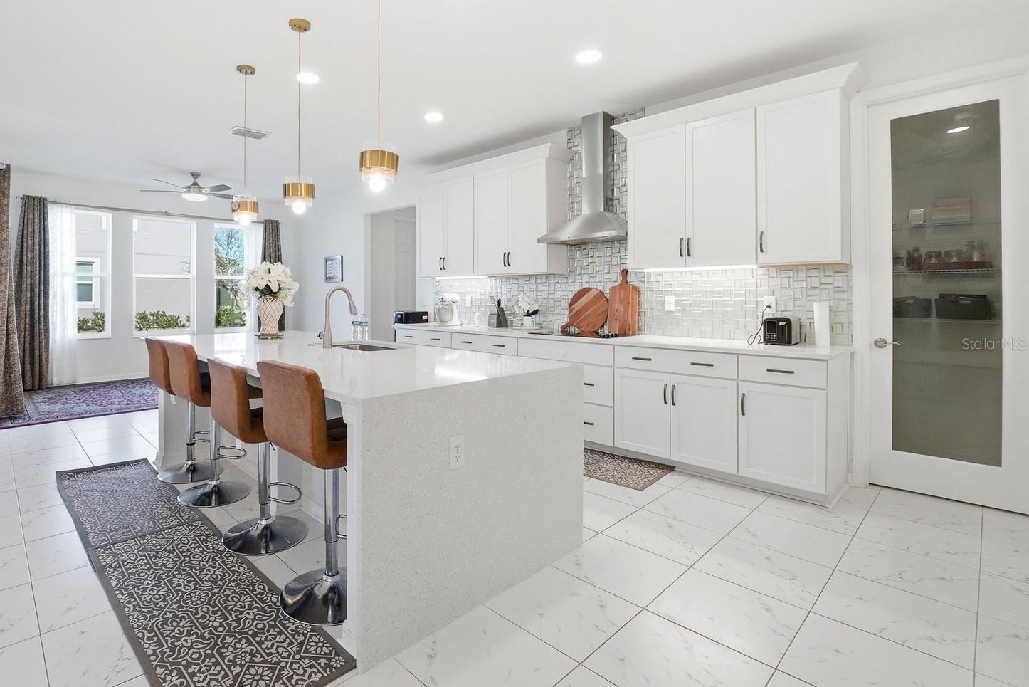 7073 GRAYBROOK DR — photo 10