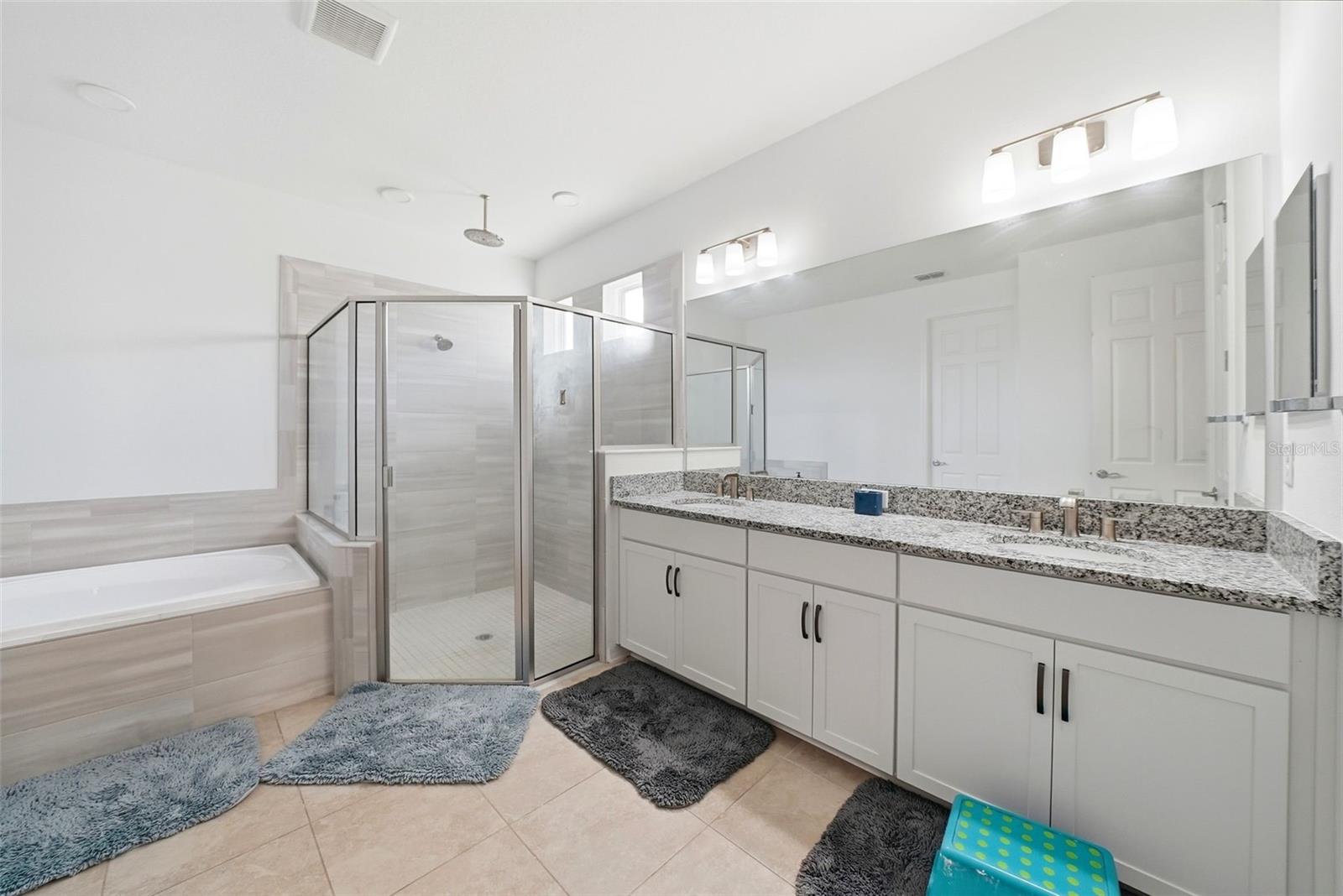 7073 GRAYBROOK DR — photo 26