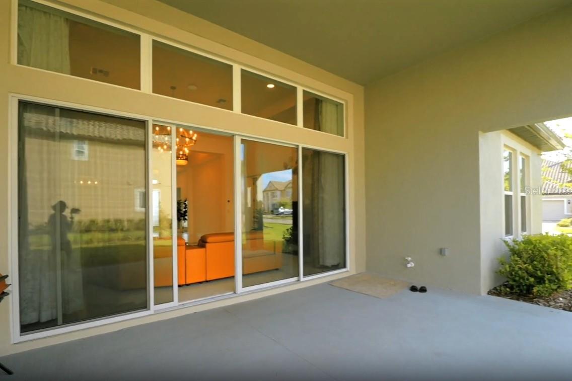 7073 GRAYBROOK DR — photo 38