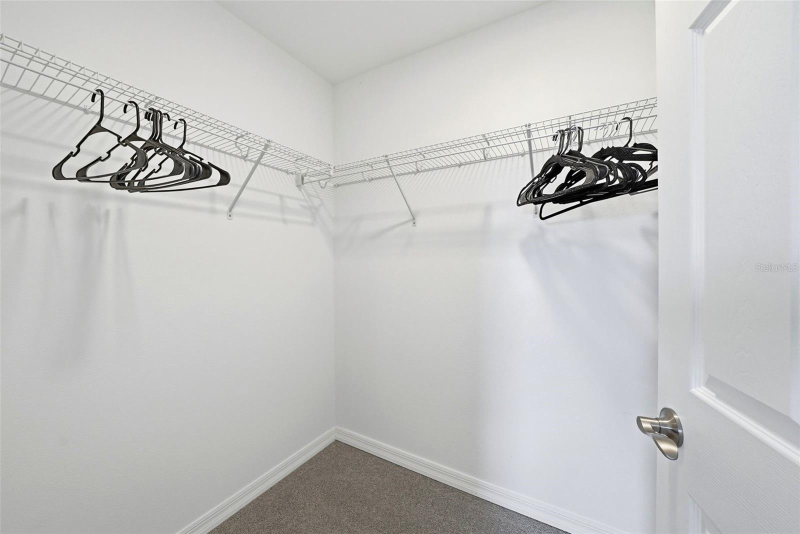 7073 GRAYBROOK DR — photo 25