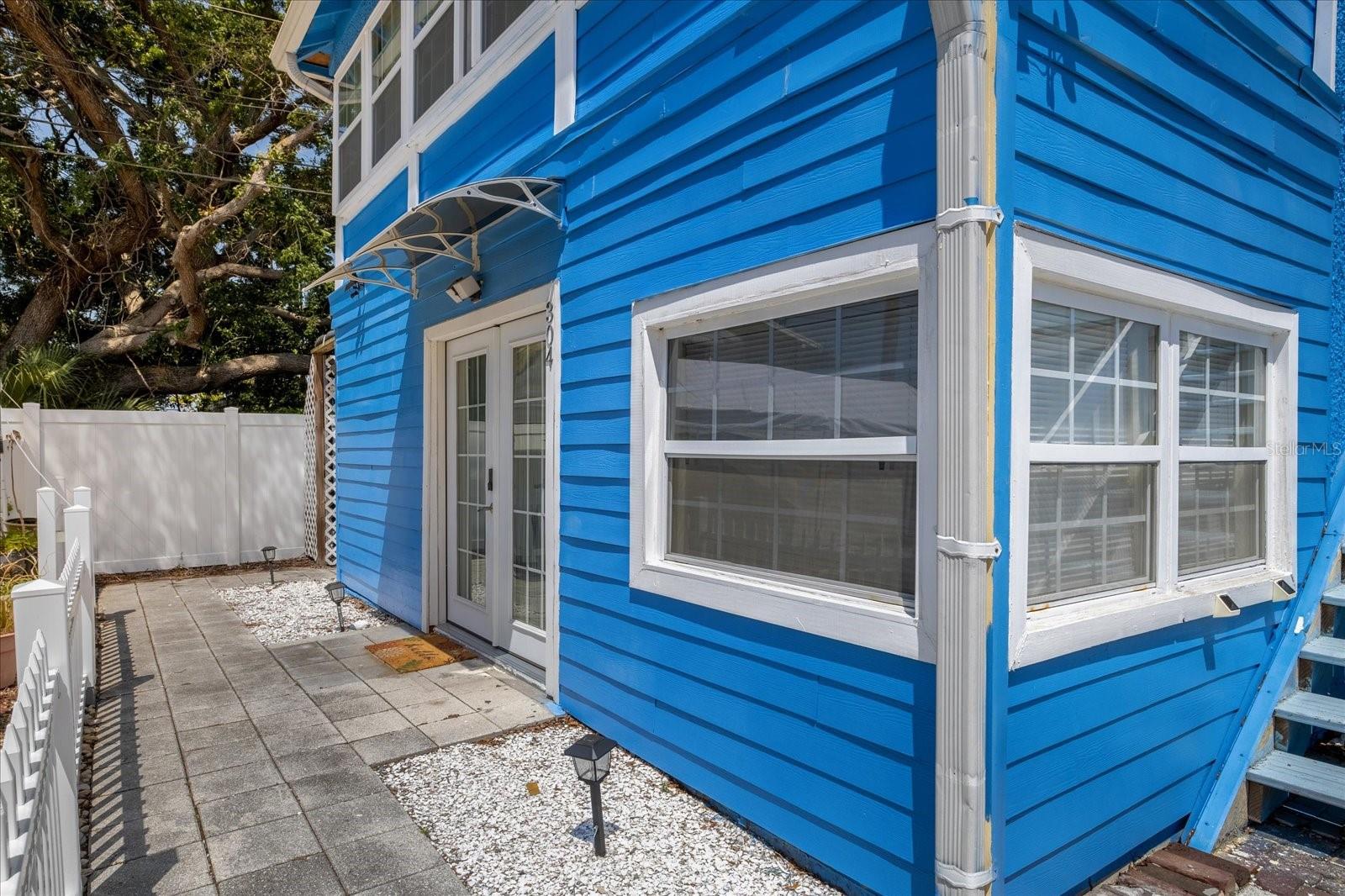 306 MARSHALL ST — photo 26