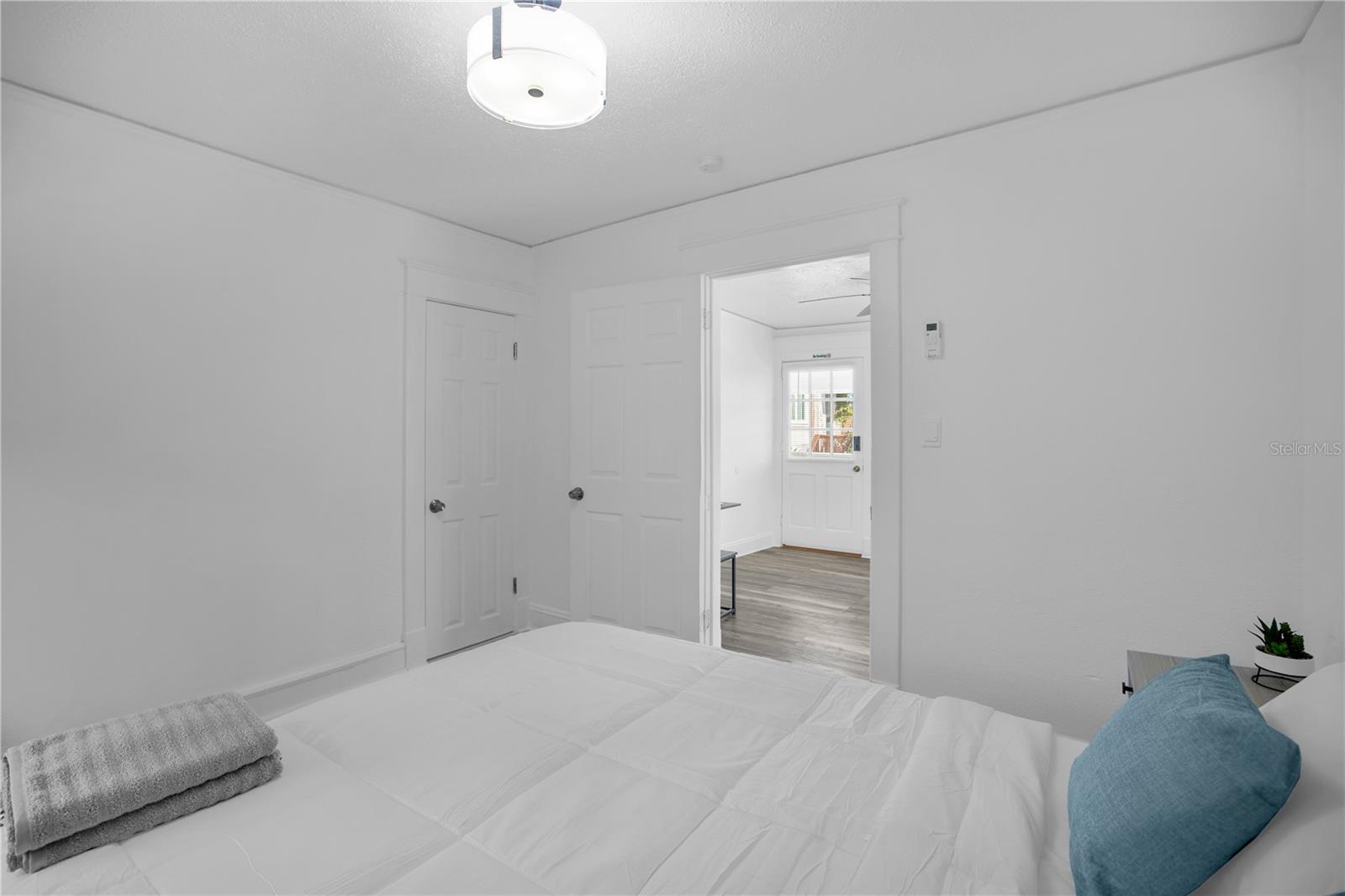 306 MARSHALL ST — photo 58