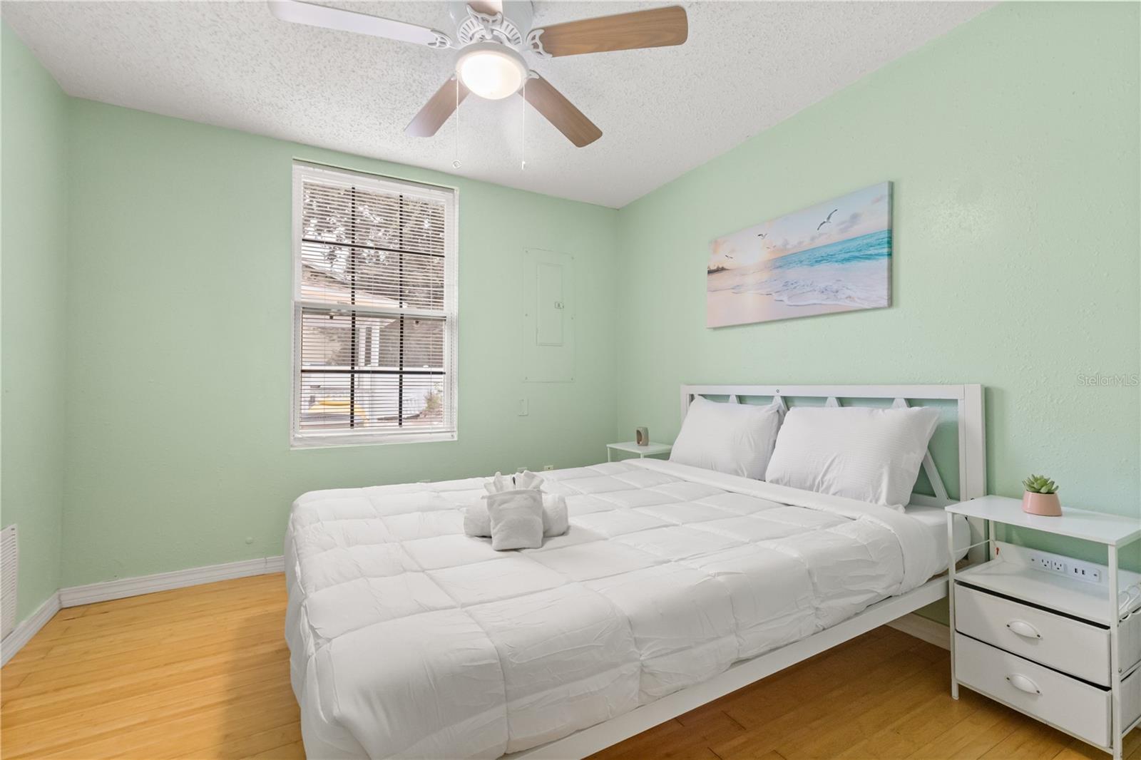 306 MARSHALL ST — photo 15