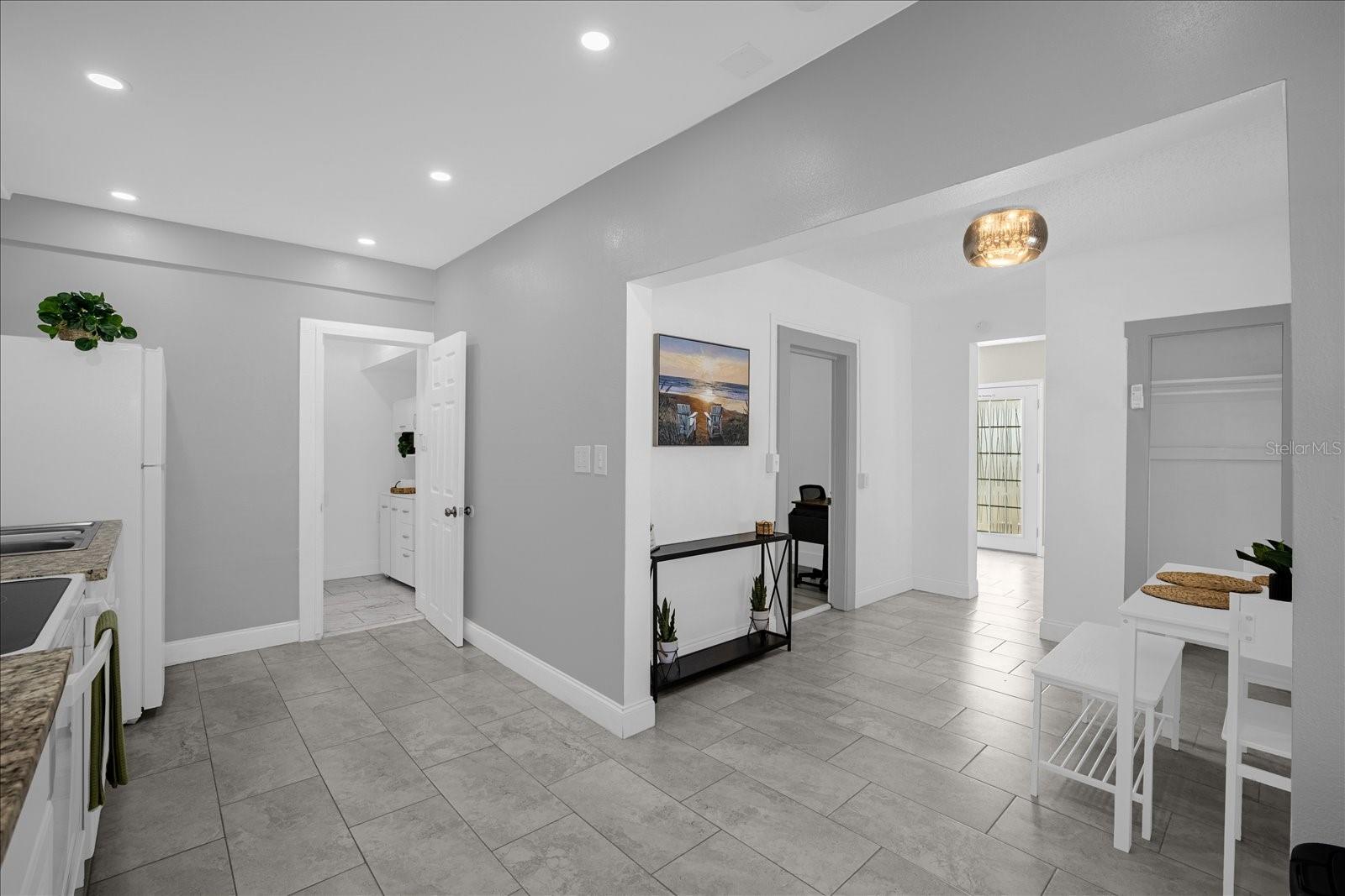 306 MARSHALL ST — photo 31