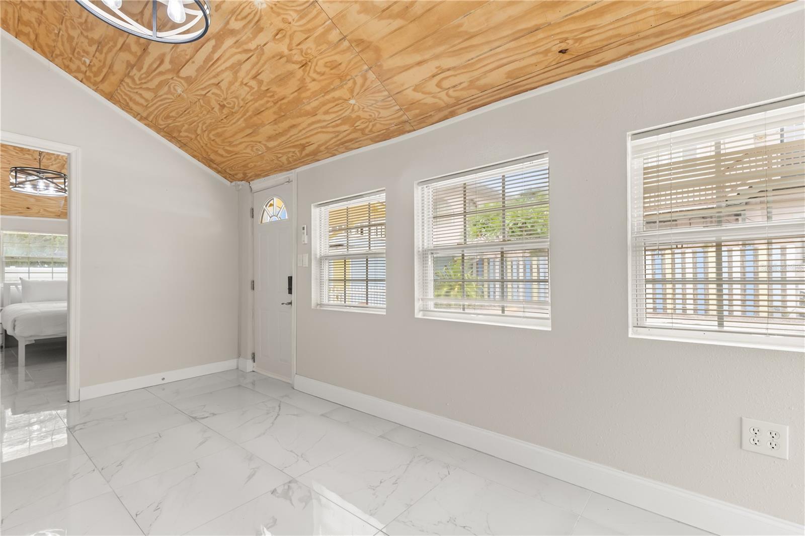 306 MARSHALL ST — photo 13