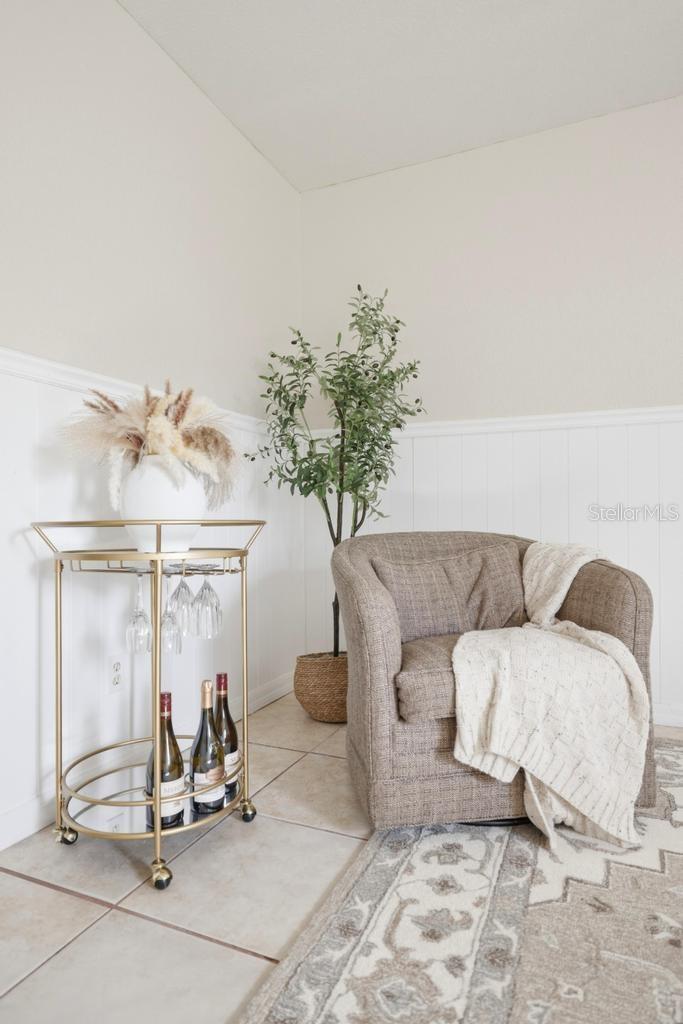 2105 BENNETT LN — photo 31