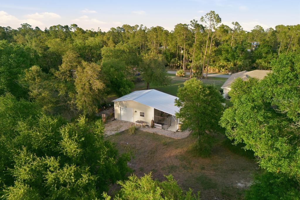 2105 BENNETT LN — photo 63