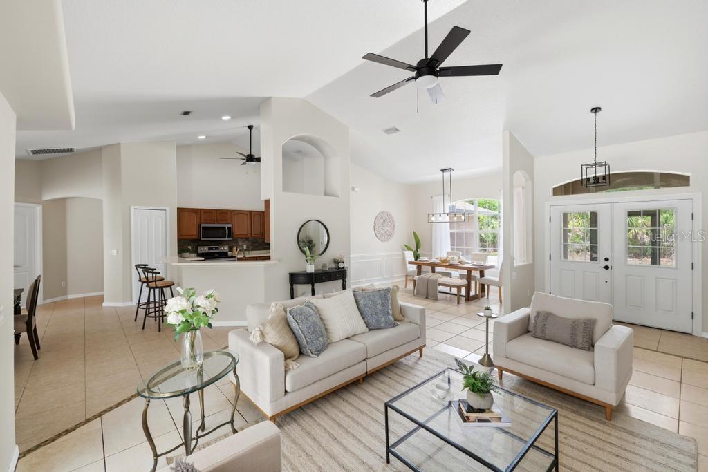 2105 BENNETT LN — photo 13