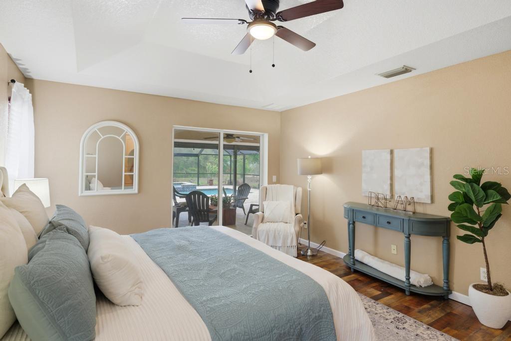 2105 BENNETT LN — photo 23