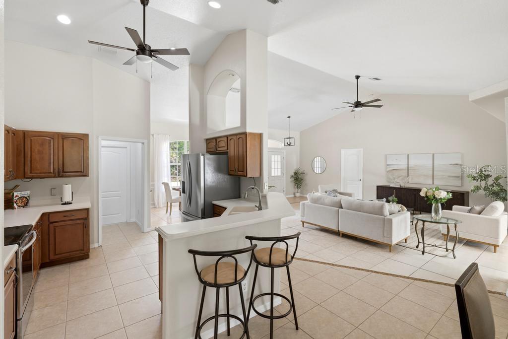 2105 BENNETT LN — photo 19