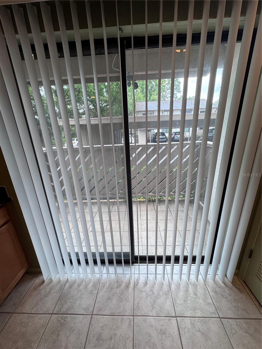511 LONGFELLOW CT #B — photo 23