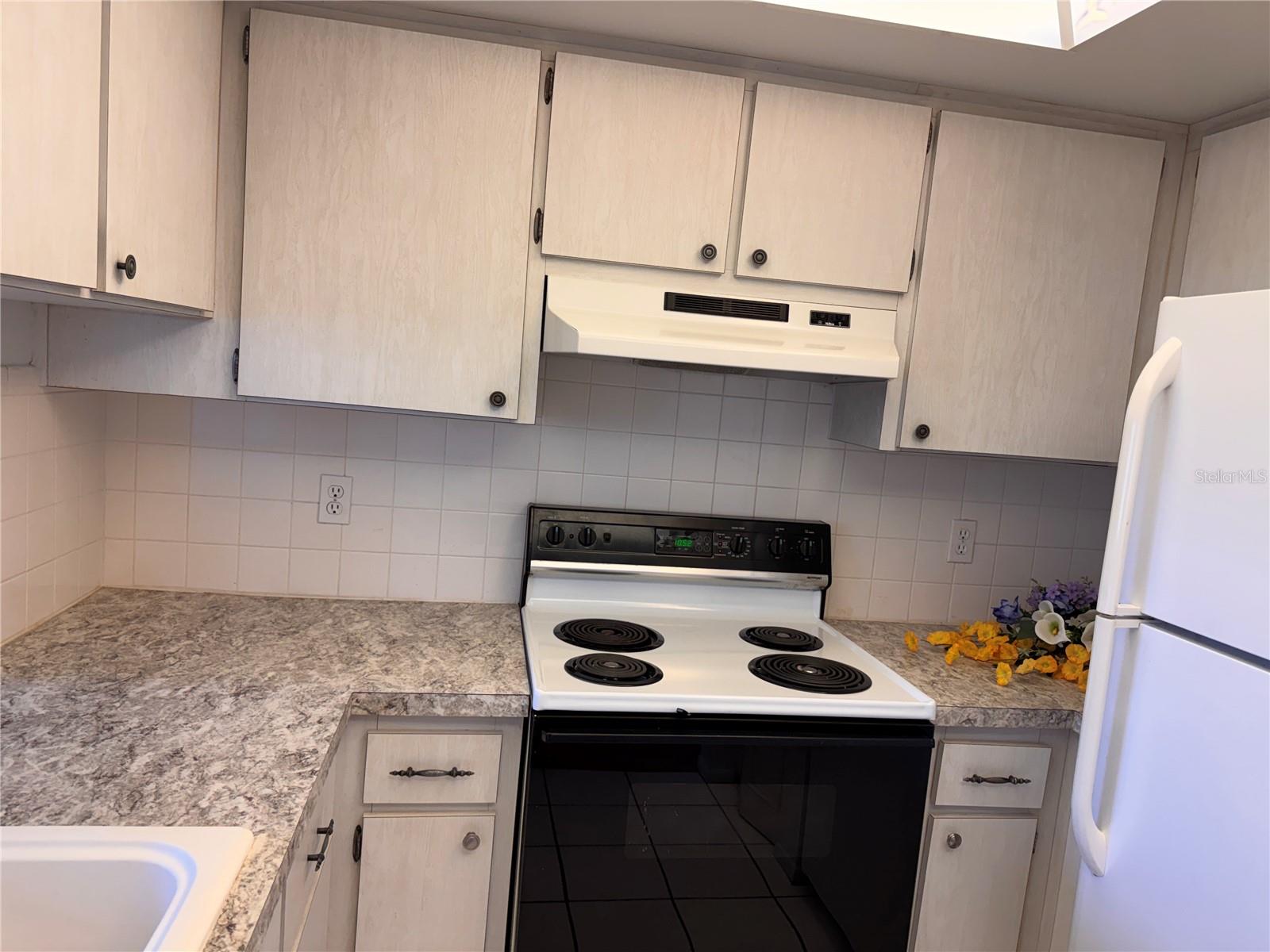 1250 S PINELLAS AVE #804 — photo 14
