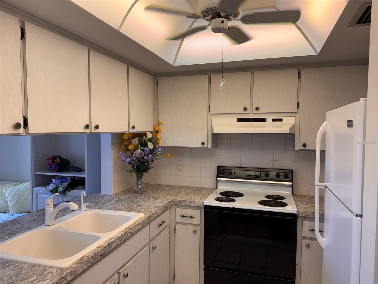 1250 S PINELLAS AVE #804 — photo 13