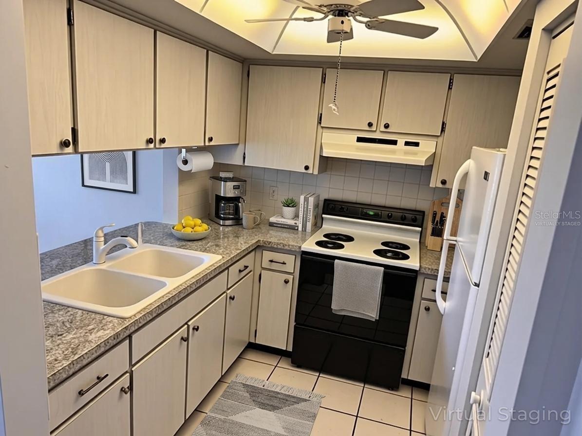 1250 S PINELLAS AVE #804 — photo 12