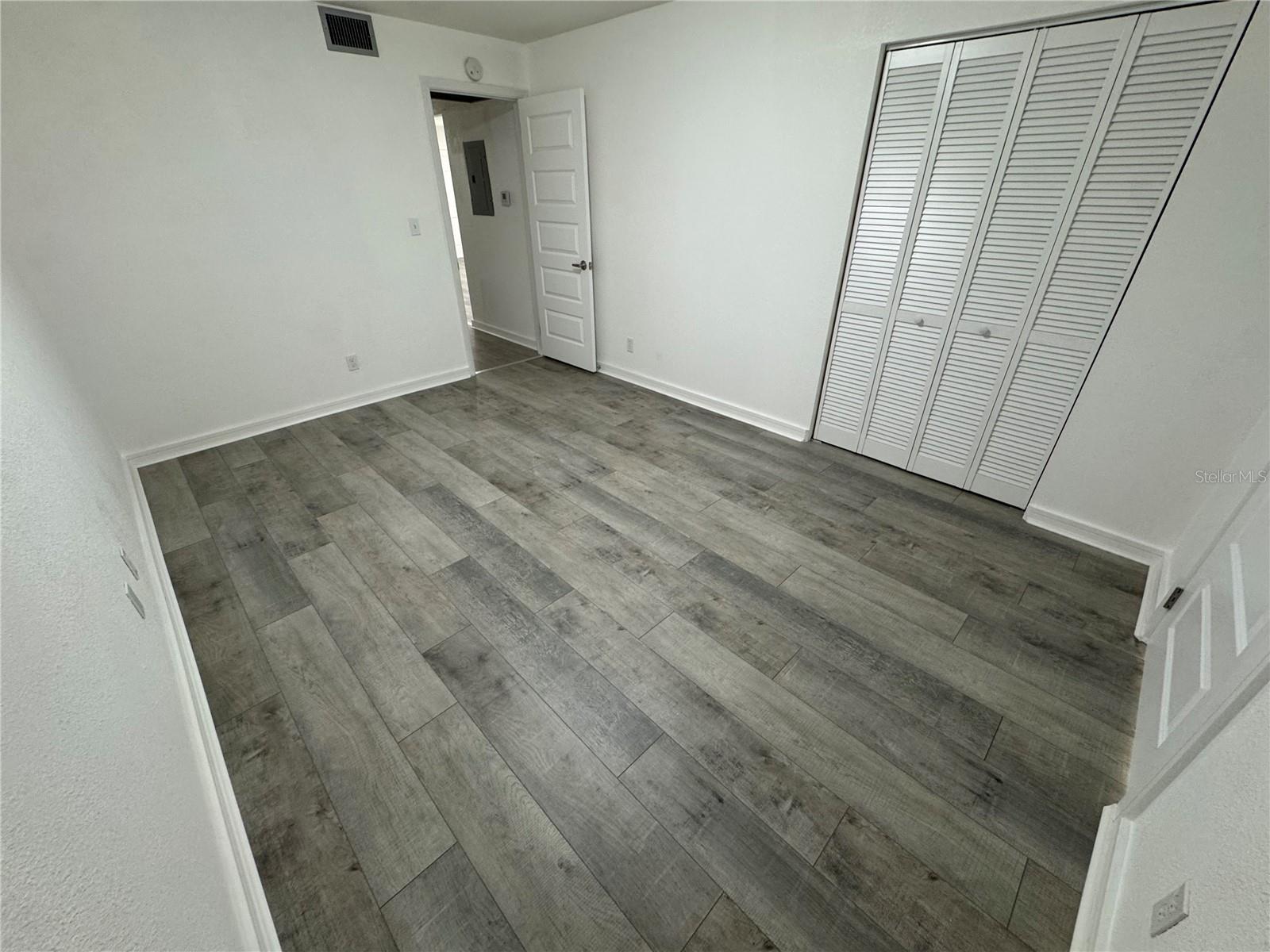 5720 13TH AVE N #106B — photo 26