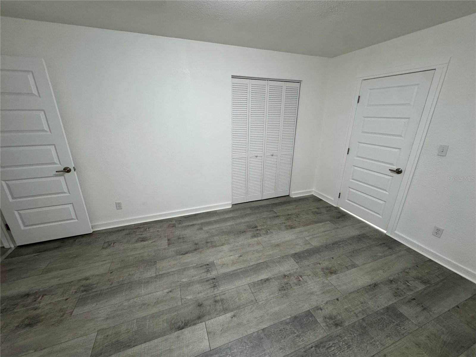 5720 13TH AVE N #106B — photo 27